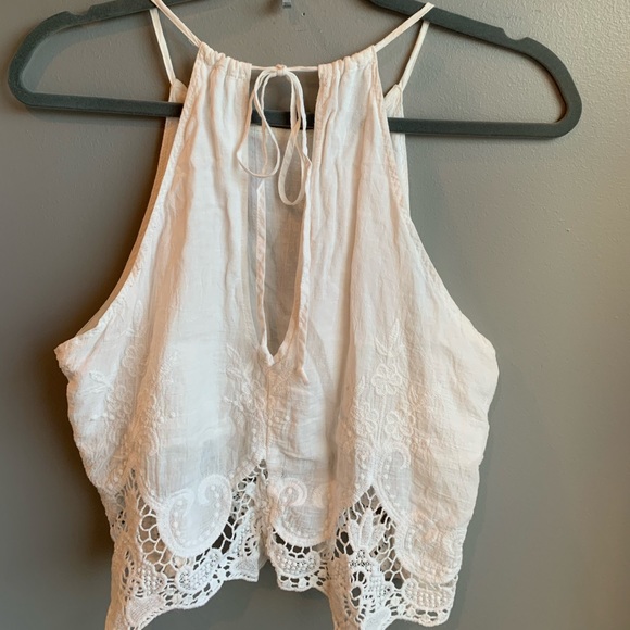 🤍Beautiful White Blouse🤍 - Picture 3 of 3